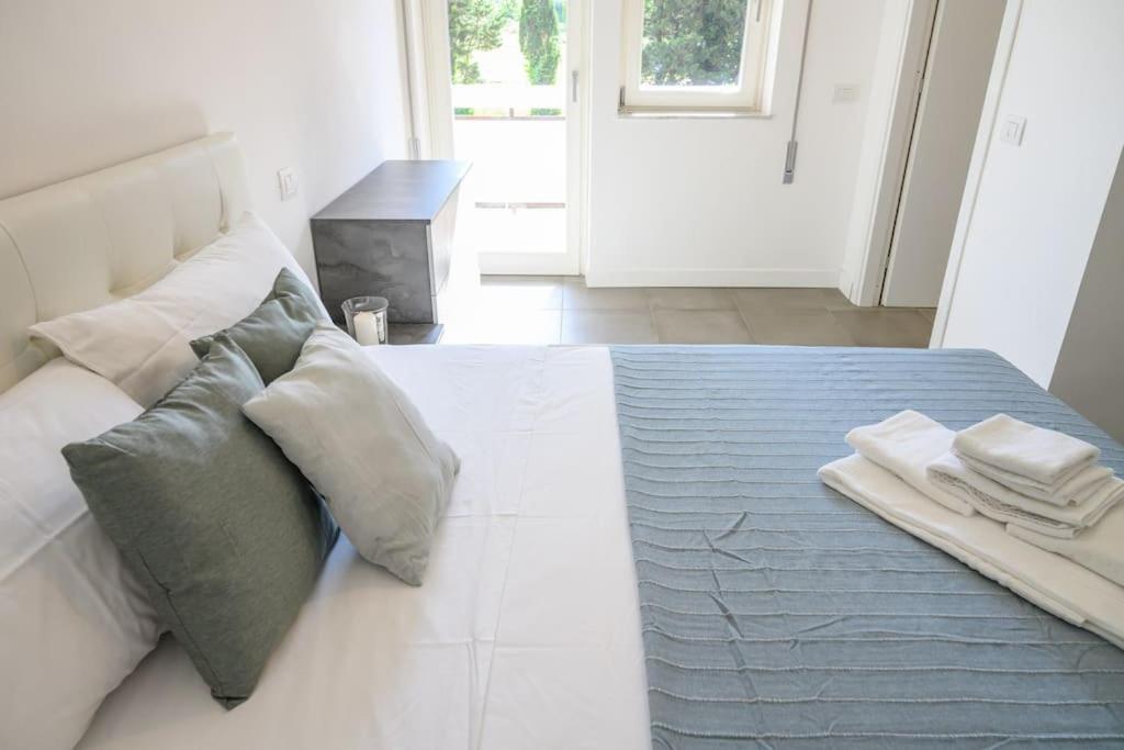 Laura Sweet Home Con Piscina Rom Exterior foto